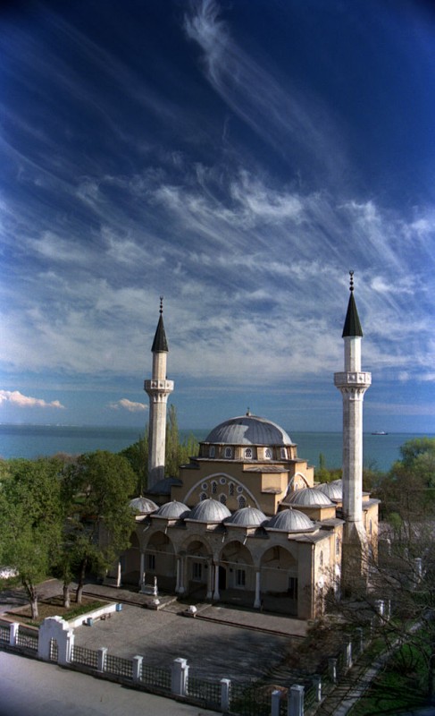 Мечеть Джума-Джамі (Євпаторія). Автор — Євген та Ольга Махоньки